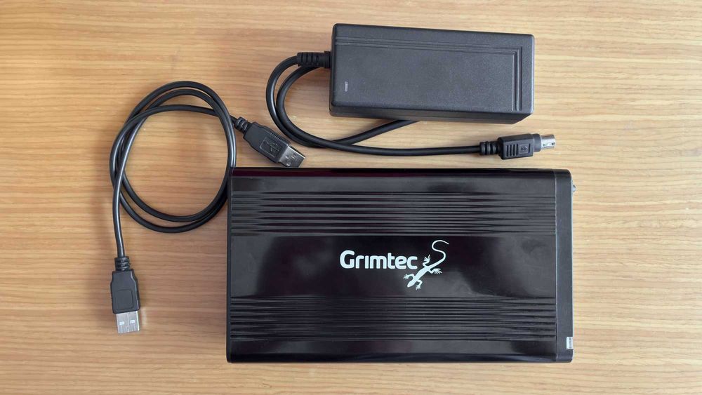 Caixa Externa USB para Disco Rígido Grimtec (sem disco)
