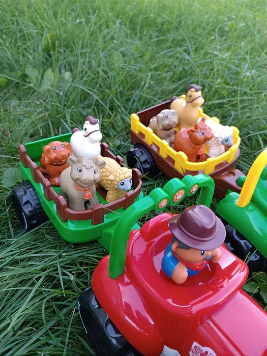 Музичний тракторець з тваринками (олх доставкою 920грн)