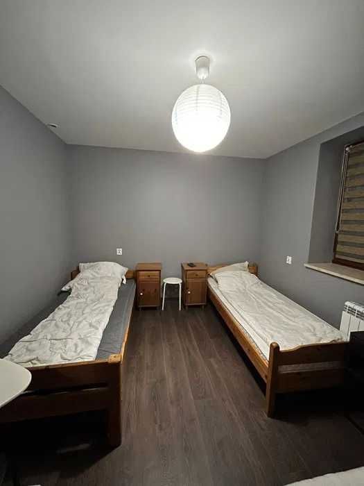 Голосійвський район! Хостел біля метро Голосіївська