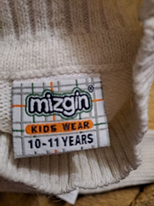 Свитер для мальчика белый