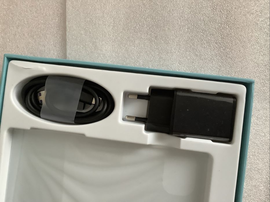 Tablet Brillar T16 de 10.1 polegadas.