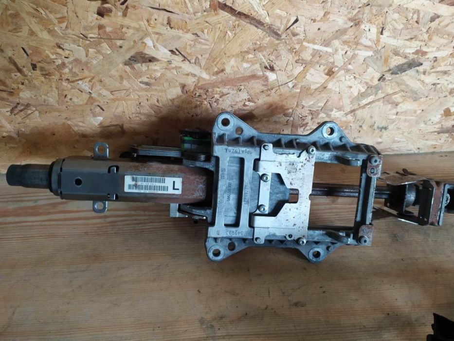COLUNA DE DIRECÇÃO / DIREÇÃO AUDI A3 8P