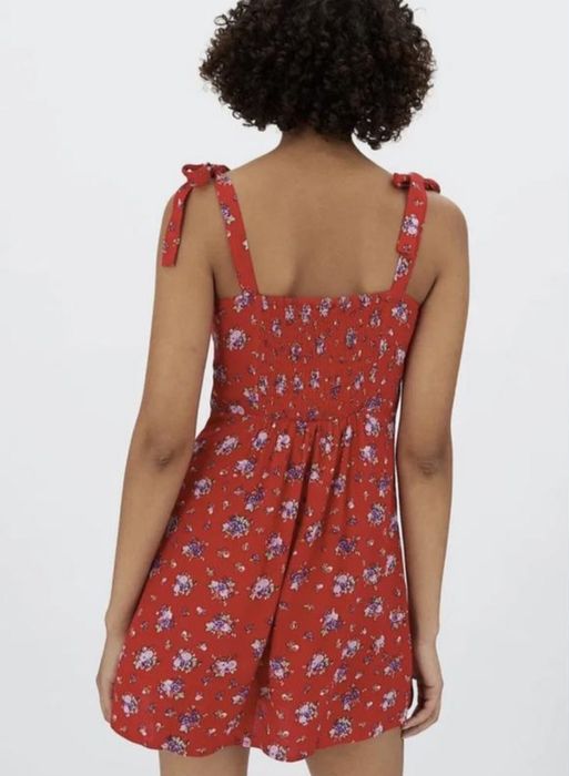 Сукня stradivarius