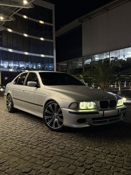 До нового года 
Чудовий стан автомобіля.
Кузов не має іржі.
Рестайлінг повноцінний
Оптика Hella
Повний М-лук по колу
Передній бампер, задній бампер, колеса встановлені
3 МЗ Е92.
Технічно автомобіль в ідеальному стані, ходова не гримить, не стукає, мотор не димить, не видає сторонніх звуків, повністю обслужений мотор! Масло заливалось тільки Castrol, що і вам раджу робити в ці
мотори!
Не має зовнішніх дефектів.
Чудова оптика добре світить.
Коробка не вибиває, машину нікуди не тягне, їде дуже гідно!
По салону встановлені спорт сидіння з атаман кой, М-ий кермо в алькантарі, чорна стеля, робочий повністю люк не тече! Кожна кнопка в салоні
Функціонує відмінно! Електропривод дзеркал, авто складання датчик світла, датчик дощу, обігрів сидінь працюють, клімат працює, працює все! Лампочки світяться, світло в салоні працює. Мотор не в маслі,
мотор сухий, рульова рейка в повному порядку,
колеса встановлені хороші, один диск варений, гума
майже нова.
Мультикермо функціонує повністю, круїз-контроль є, задня шторка також працює, мультимедіа працює-правда тьмяне світло, газове обладнання
обслуговано.
У комплекті з автомобілем йдуть диски із зимовою гумою, на фотографії видно. Автомобіль дуже довгий час в одних руках, близько восьми років!
Обслуговано повністю, машина не має по техніці зауважень, з усіх питань звертайтесь в особисті повідомлення або ж за номером телефону.