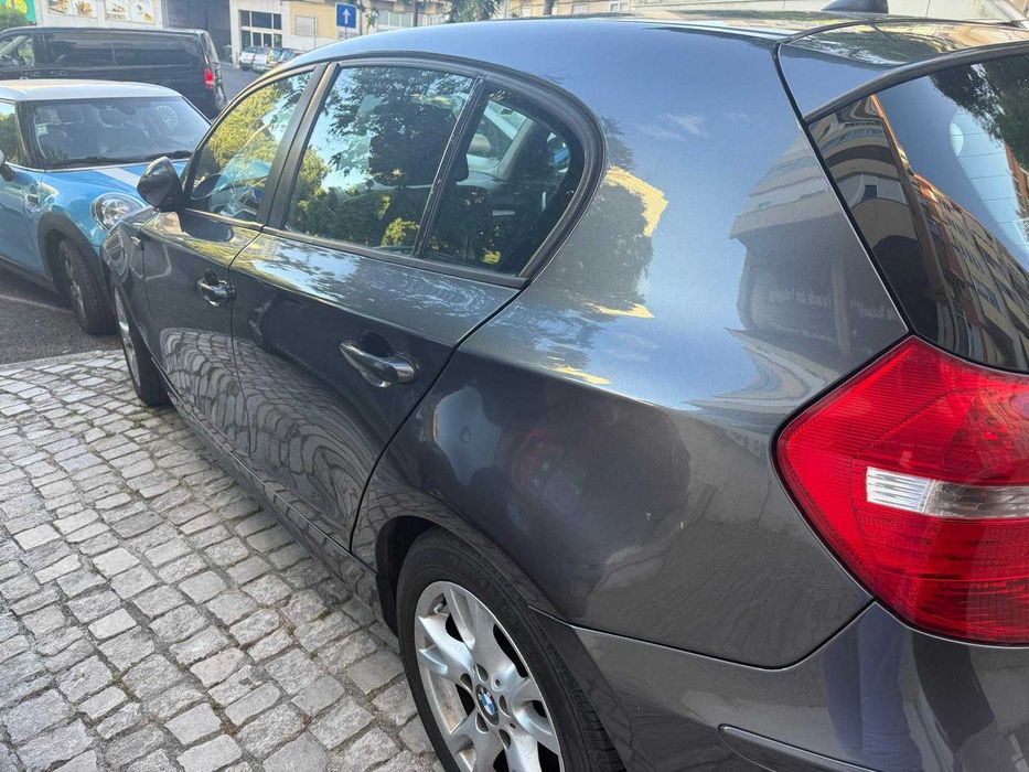 BMW 118d Pack M - Motor Trocado + Manutenção Recente