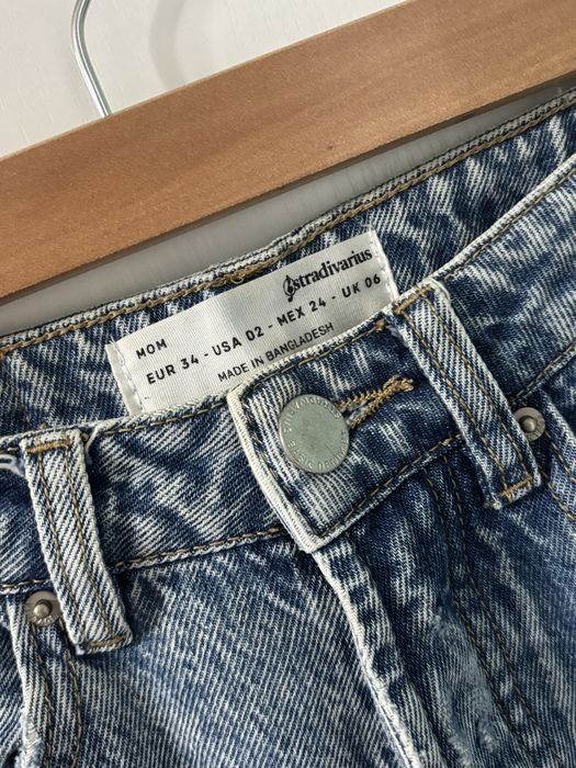 Jeansy mom fit z wysokim stanem 34 stradivarius