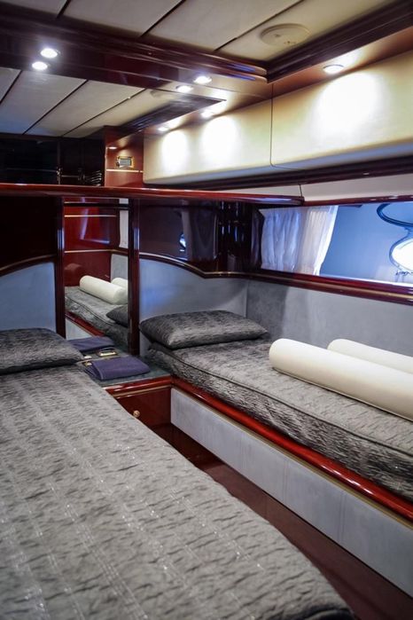 Astondoa Flibridge 66