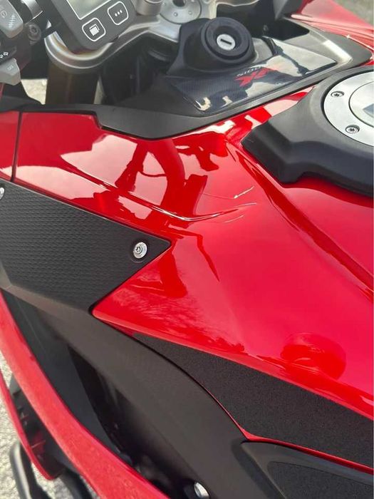 BMW S1000XR Rebaixada Wilbers GPS Topcase Escape