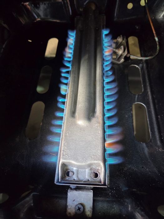 Fogao indesit com forno e bicos a gas ,