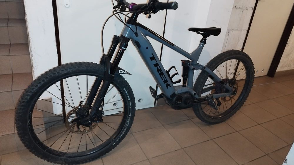 Sprzedam rower elektryczny TREK Powerfly 7LT. Rozmiar L. Przebieg 8600km