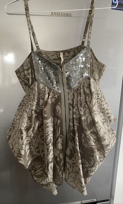 Ciekawa bluzka bombka khaki s firetrap wzory