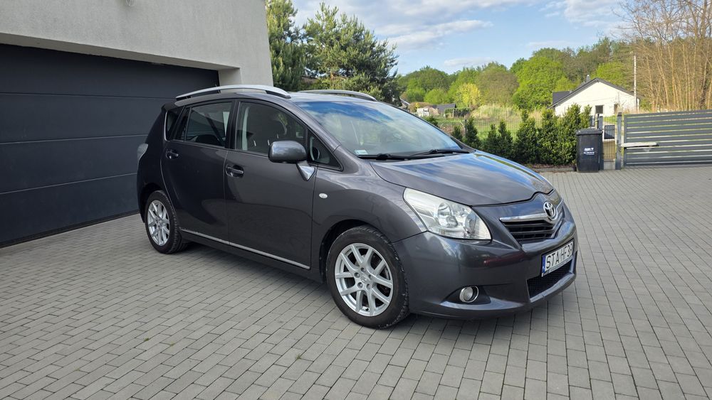 Toyota Verso 1.8 150KM 2009