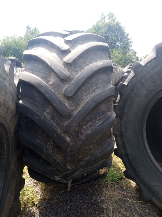 Opona 800/65r32 Alliance