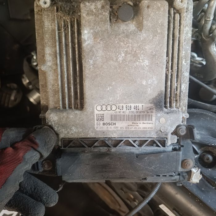 Komputer sterownik silnika audi Q7 4l 3,0tdi  3,0tdi BUG