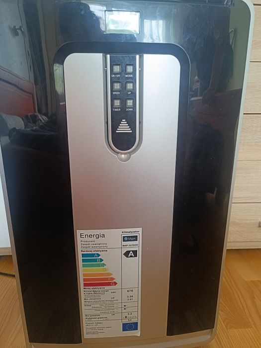 Klimatyzator przenośny.
