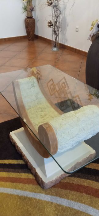 Mesa de Sala em pedra e vidro de 8mm