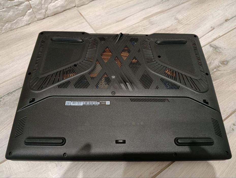 RTX 5070 TURBO !!!/2k WUXGA/ULTRA7 255HX - MSI Crosshair 16 HX AI D2XWGKG