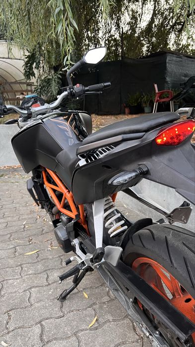 KTM duke 390 - A2