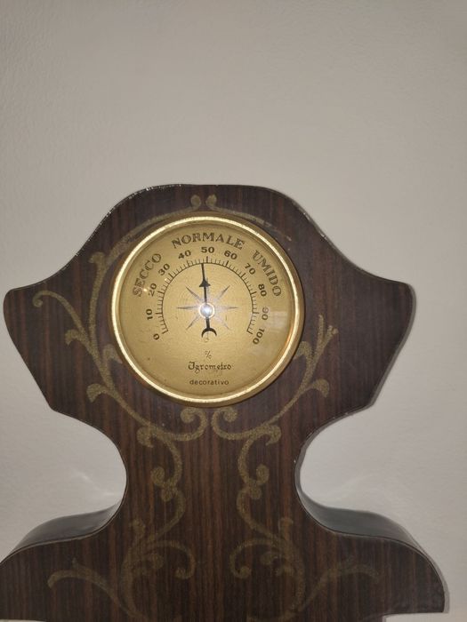 Relógio antigo de parede