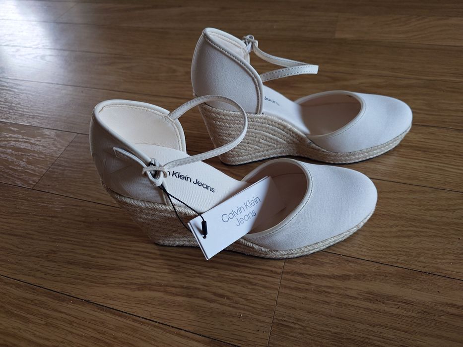 Nowe espadryle Calvin Klein Jeans 39
