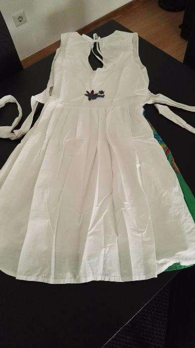 Vestido DESIGUAL modelo rodado, tamanho 36/38