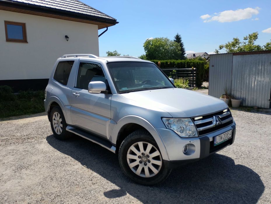Mitsubishi Pajero IV 3.2 DI-D 170 KM 4X4 Zarejestrowane