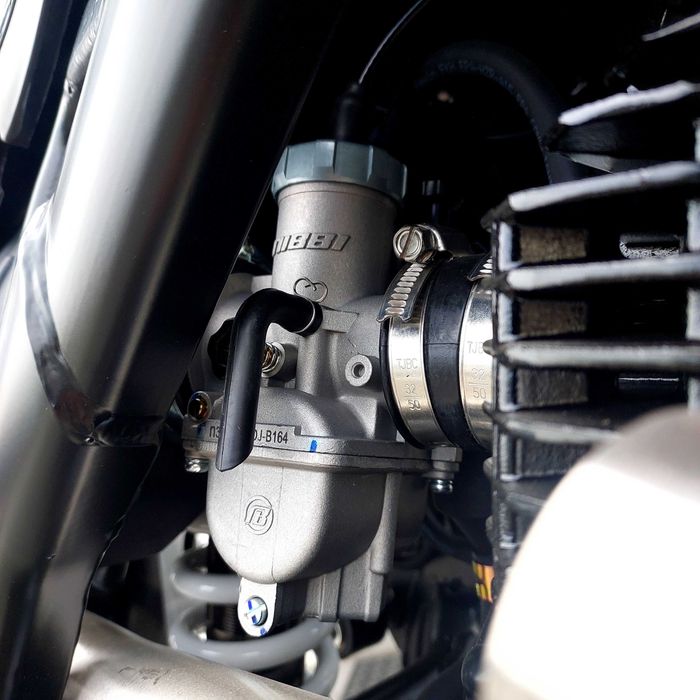 Мотоцикл BSE J4, 300 см3, 25 к.с., додатковий бак, гарантія, доставка