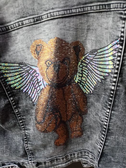 Kurtka damska jeans z metki xl wypada Mz aplikacją