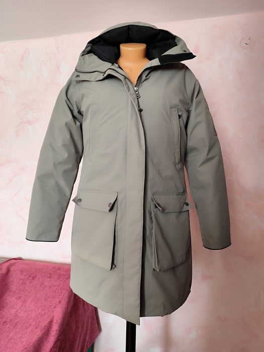 Парка пухова жіноча 46 р