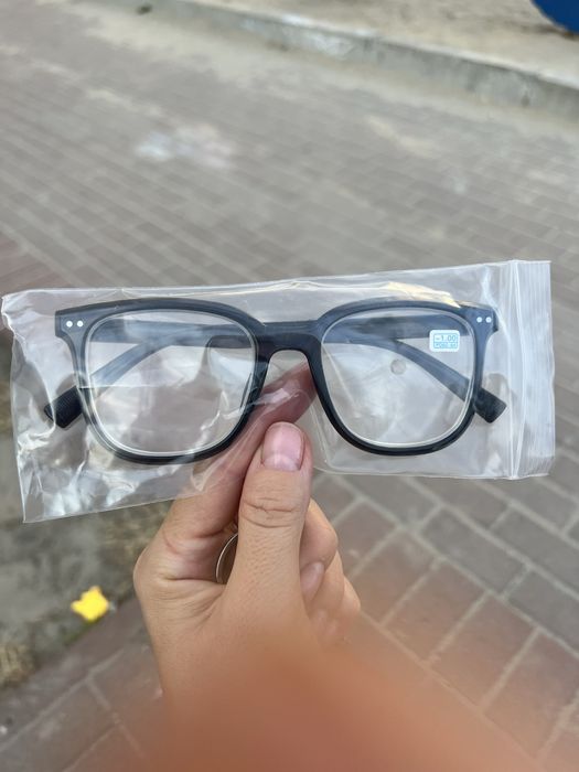 Окуляри для міопії, -1