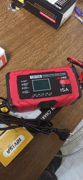 Продам зарядний пристрій