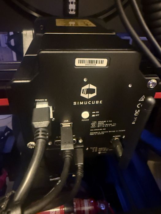 Simucube 2 Pro + 1xSQR2 + Extensor com garantia