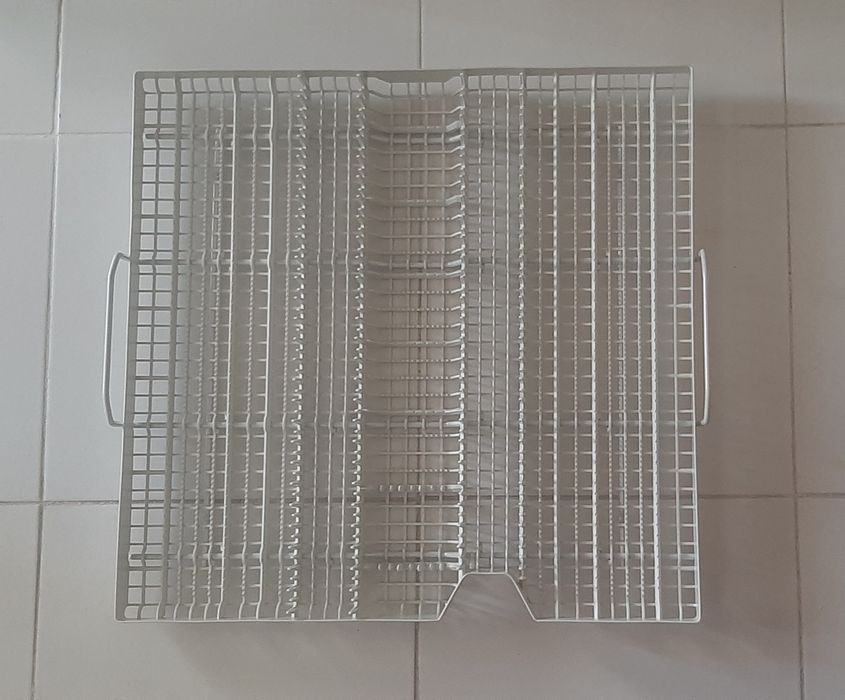 Gaveta superior, cesto talheres máquina louça Miele