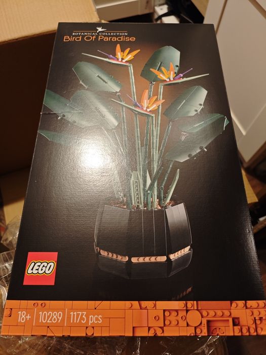 LEGO Creator Expert 10289 - Strelicja królewska