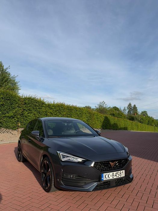 Cupra Leon Salon  polska bez wypadkowa