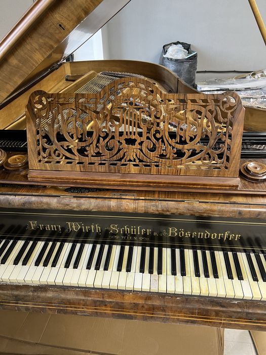 Продам старовинний антикварний рояль Franz Wirth Schüler u. Bösendorfer, Wien.