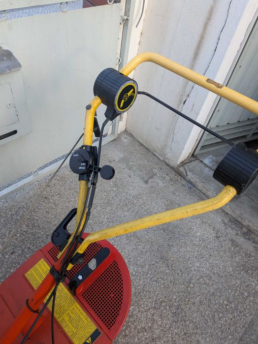 Cortador de Relva a Gasolina Outils WOLF – A Funcionar