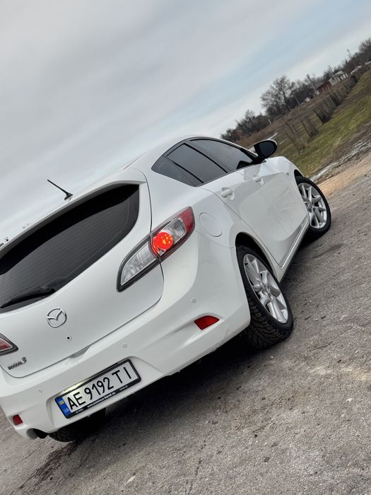 Продам MAZDA 1.6 дизель