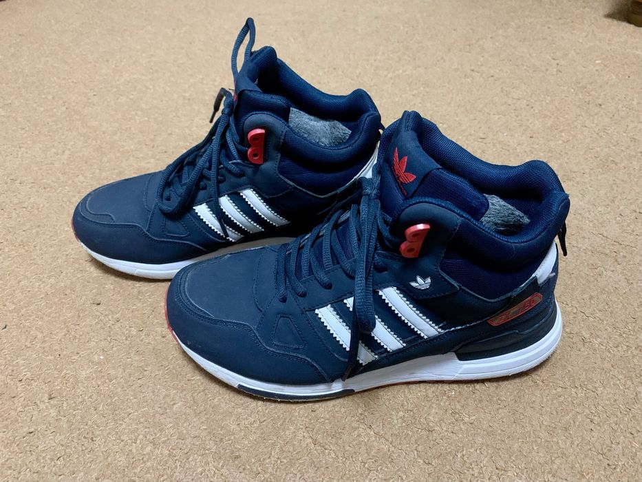 てぃあページ Кросівки зимові adidas 43: 550 грн. - Кроссовки для города