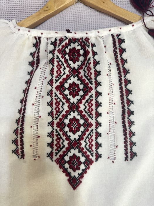 Жіноча/підліткова вишиванка