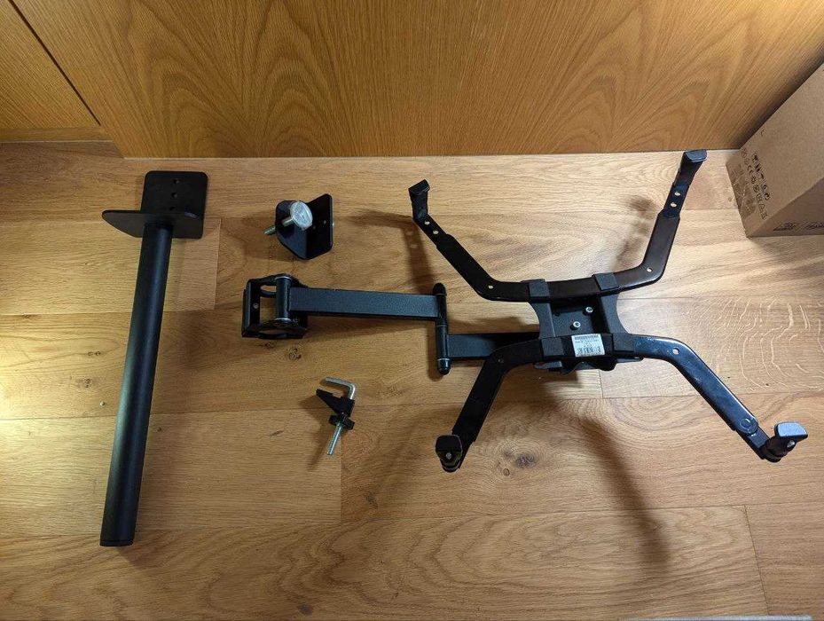 Suporte de Monitor - Ajustável para Mesa