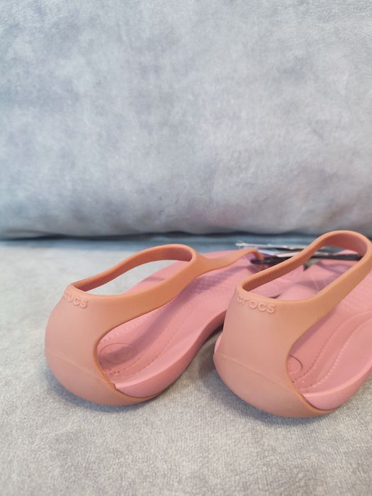 Сандалі Crocs Sexi Flip