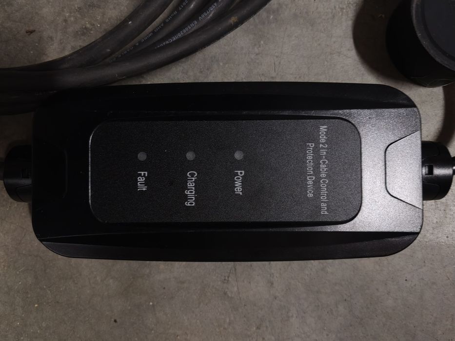 Carregadores Tipo 2 carros eléctricos/plug-in - tomada Schuko