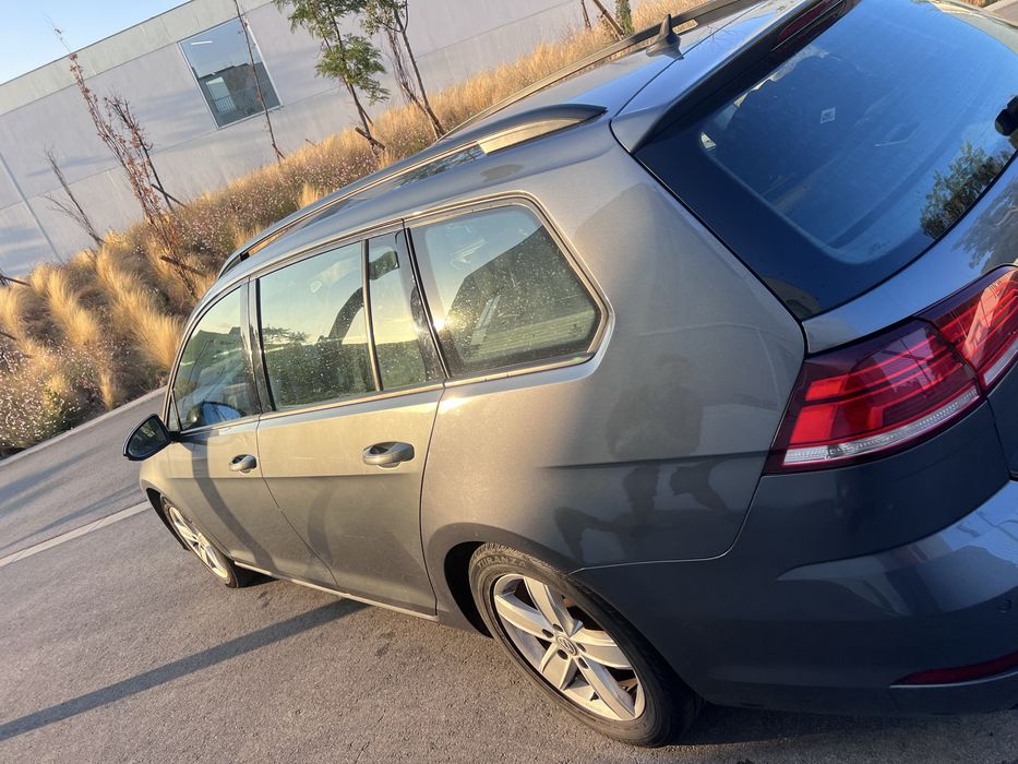 Volkswagen Golf Variant — fotografia 3