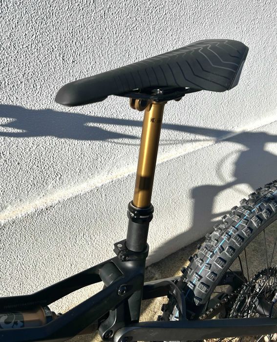 E-Bike MTB Enduro M1 6.0, muito bom estado, modelo 2025