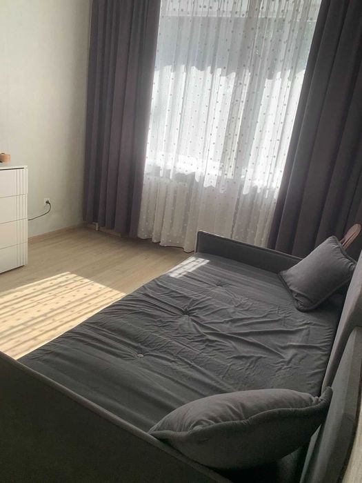 Продаж кімнати в гуртожитку 18 кв. м на Гречанах