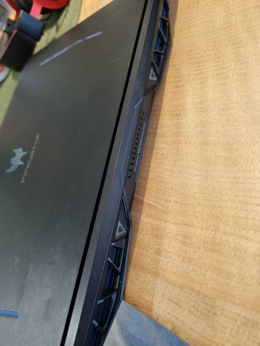 Acer Predator Helios 300 Gaming Laptop, i7-9750H,GTX 1660 Ti