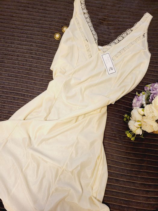 Вінтажна комбінація ночна сорочка