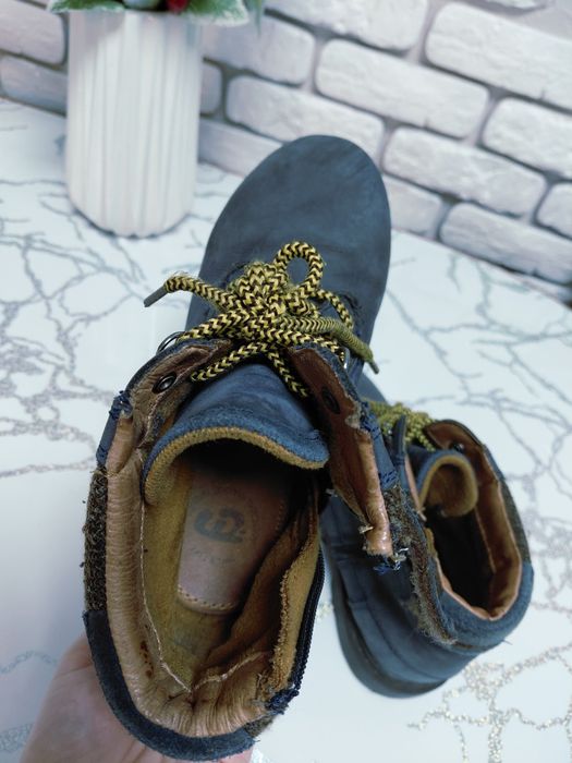 Взуття,  ботінки