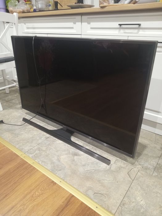 Samsunga 48 cali Smart 4K